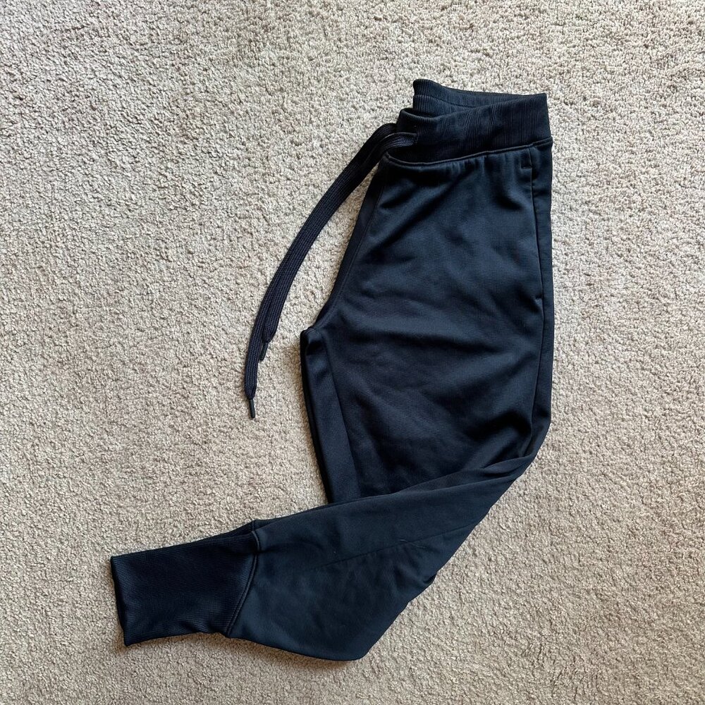Under Armour Sweatpants Mens Medium 30x27 Black Fleece Pockets Tapered Leg Mid
